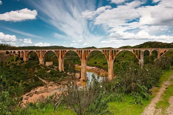 PuentedelaAlcolea.jpg